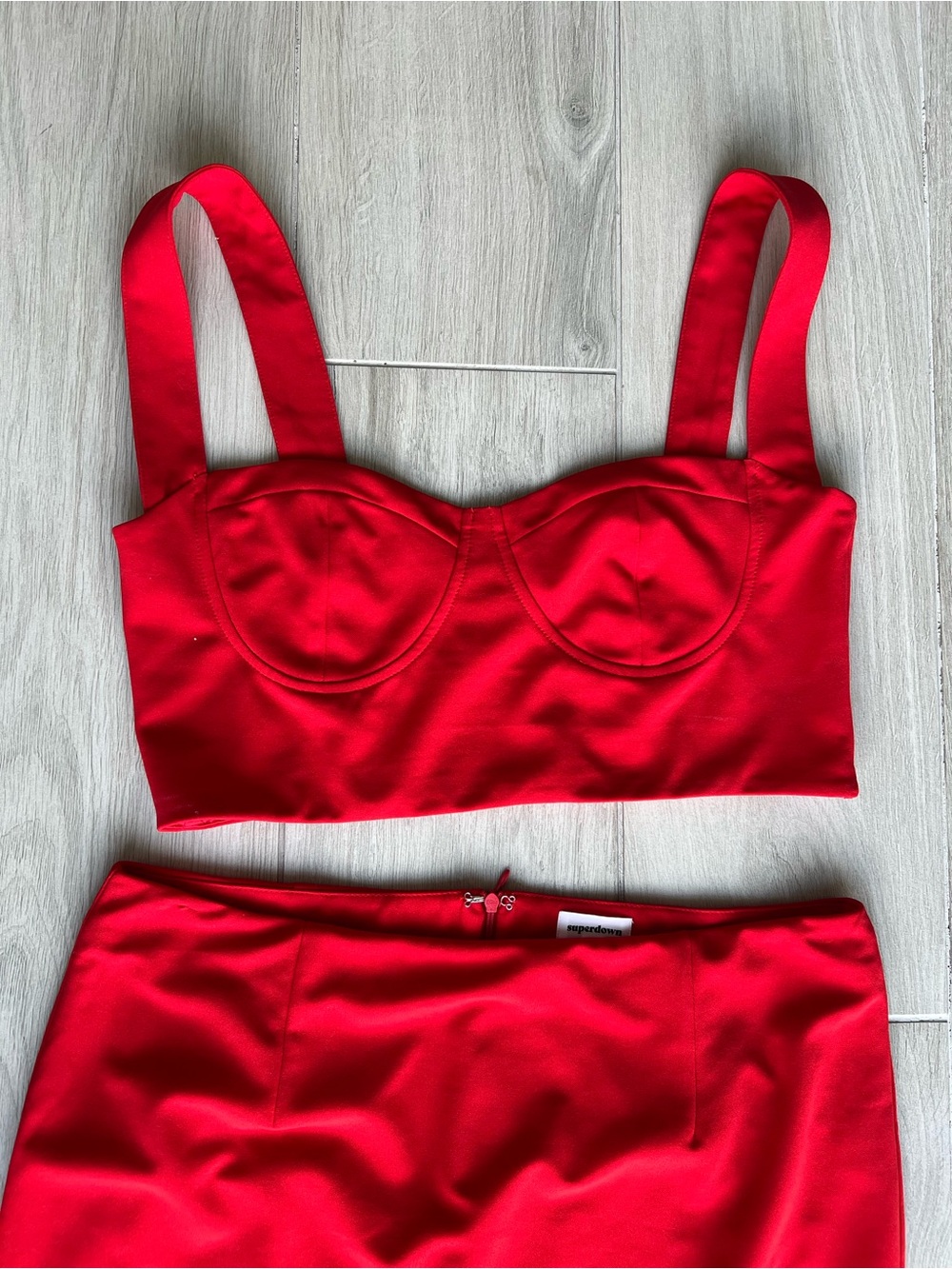 Superdown Veneda Skirt Set in Red - Picture 6 of 6